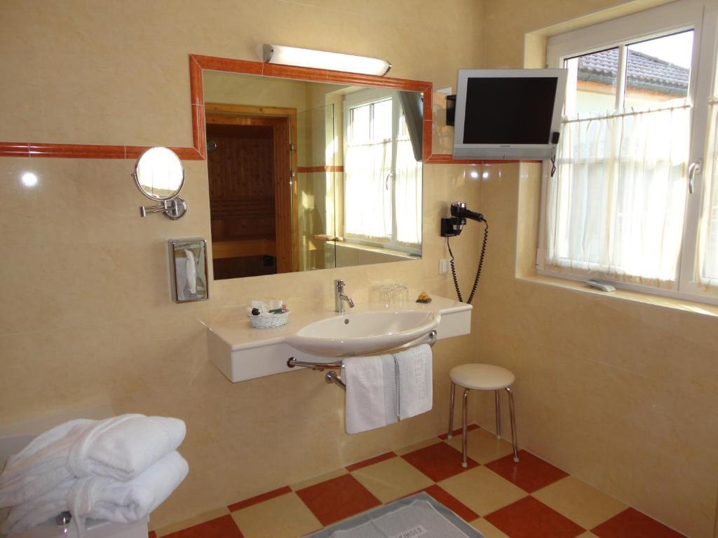 Large Suite