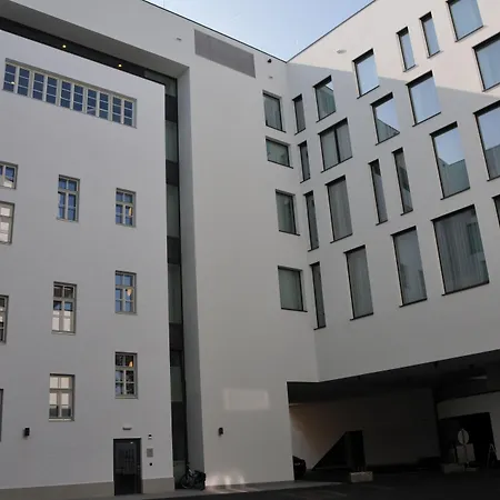 Leonardo Boutique Hotel Linz City Center-2